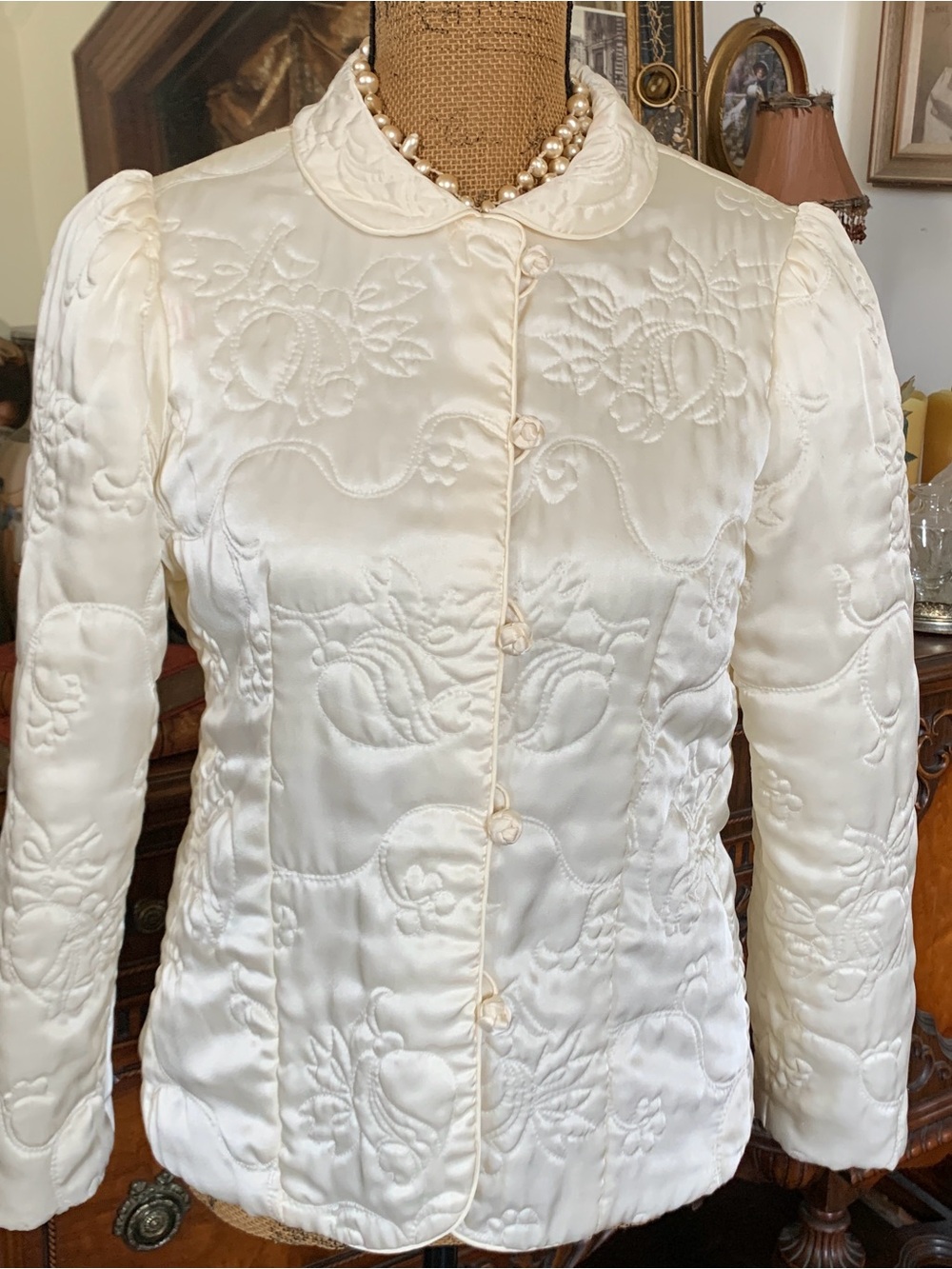 Vintage 90's Victorian-inspired Ivory Satin Quilted Boho Bridal Wedding Blazer